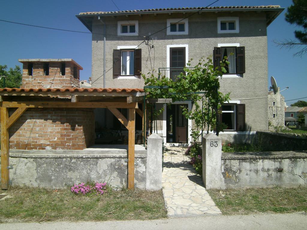 Holiday Home Lorraina Stivan Екстер'єр фото