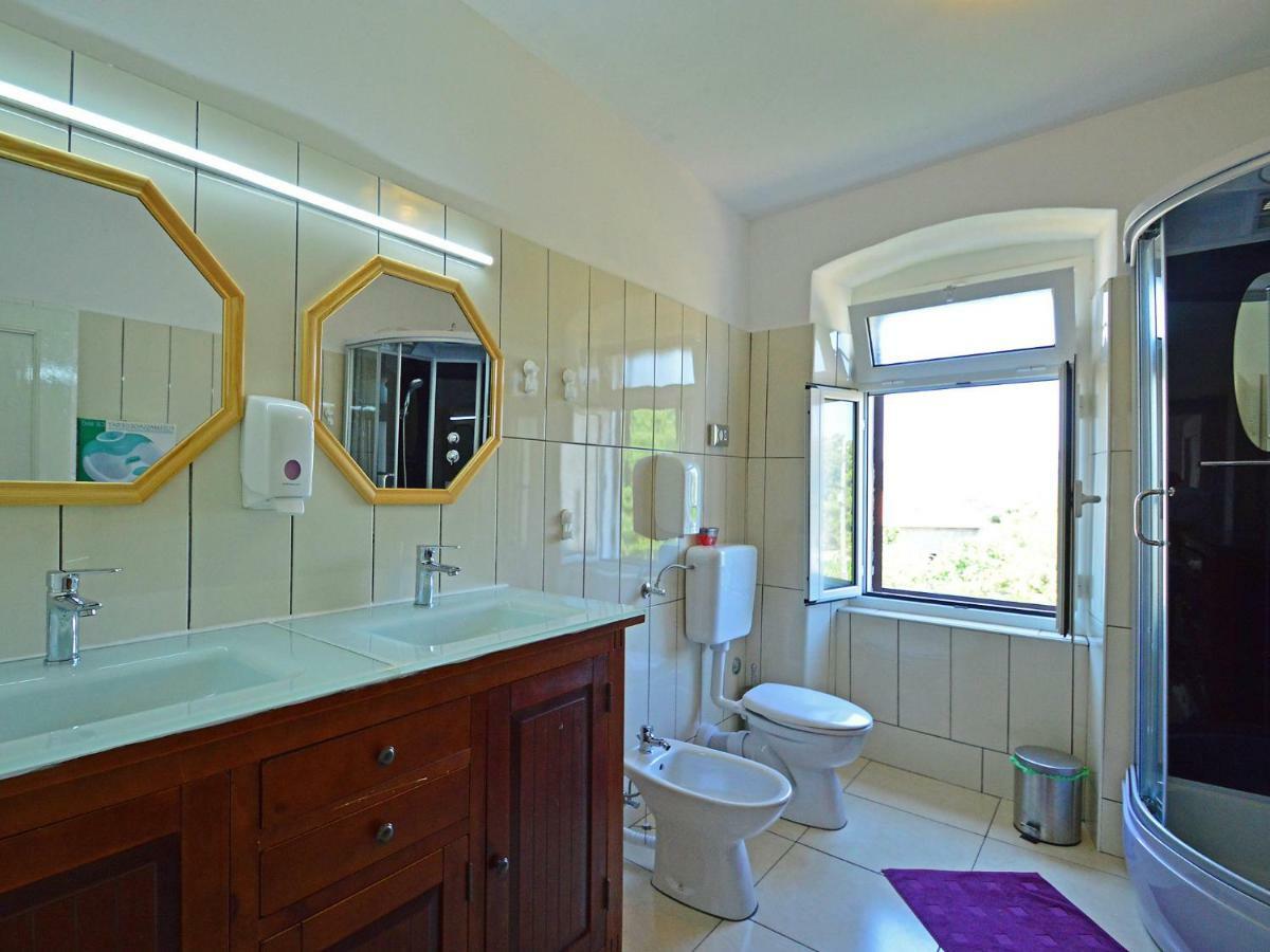 Holiday Home Lorraina Stivan Екстер'єр фото